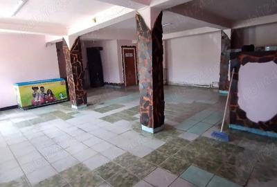 Casă cu 3 camere cu Teren 500 Mp în Central - 4