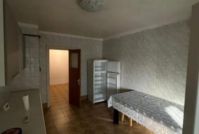Apartament cu 3 camere decomandat în Central - 11