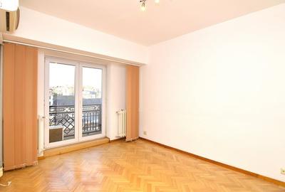 Apartament cu 4 camere decomandat în Unirii - 12