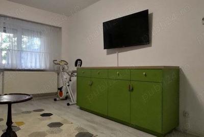 Inchiriez apartament zona centrala cu loc de parcare - 2
