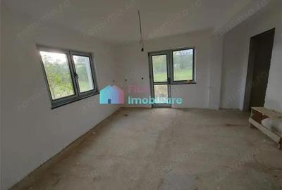 Casa cu 8450 mp teren in Solca Casa cu 8450 mp teren in Solca - 11