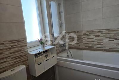 Apartament cu 3 camere decomandat în Central - 1