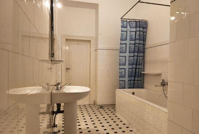 Apartmanet cu 3 camere Iosefin etajul 1 - 3