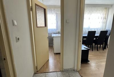 Garsonieră decomandată, mobilată în Cetate - 13