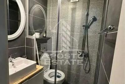 Garsonieră decomandată în Complex Studențesc