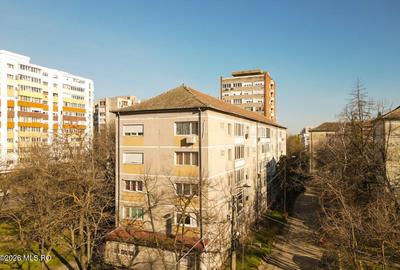 Apartament cu 4 camere decomandat în Circumvalațiunii - 19