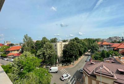 Apartament cu 2 camere decomandat în Calea Călărașilor - 21