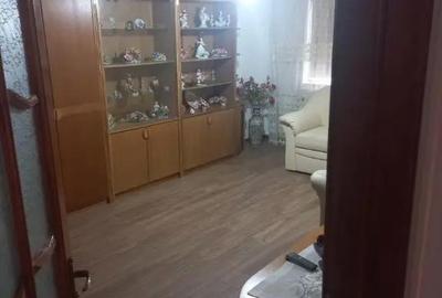 Apartament cu 2 camere decomandat în Casa de Cultură - 9
