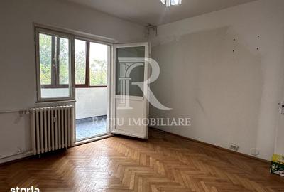 Apartament cu 3 camere decomandat în Cantemir - 19
