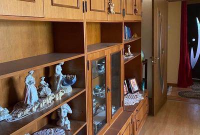 Apartament cu 3 camere semidecomandat în Central - 3