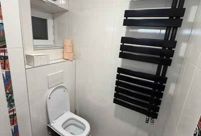 Apartament cu 3 camere decomandat în Uiești - 5