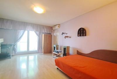 De vanzare I 3 camere I Nerva Traian - Goga I et. 3 I - 3