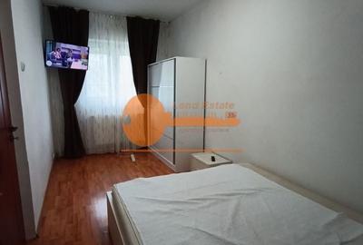 Apartament cu 3 camere semidecomandat, mobilat în Gorjului - 2