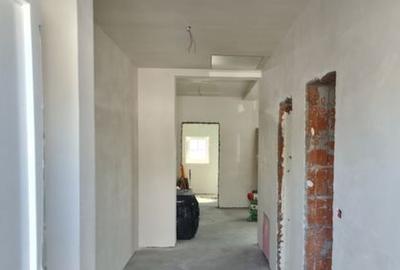 Casă cu 2 camere cu Teren 75 Mp în Șag - 7