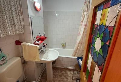 Apartament cu 3 camere decomandat în Găvana - 4