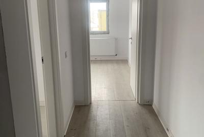 Apartament cu 4 camere decomandat în George Enescu - 3