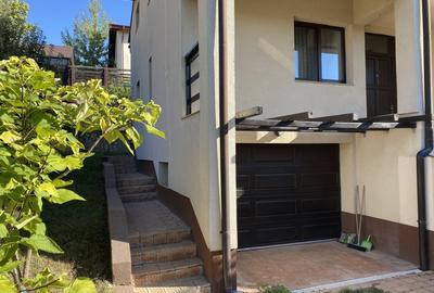 Casă individuală cu 9 camere cu Teren 521 Mp în Bucium - 3