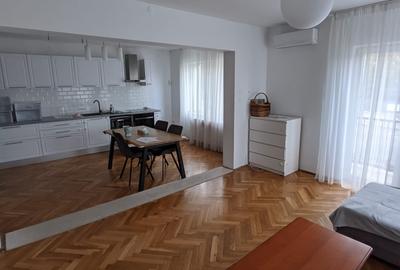 Casă cu etaj de vânzare, 5 camere, 2 băi, Dâmbu Rotund zona strada Livezeni - 3