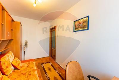 Apartament cu 3 camere la Lebada - 7