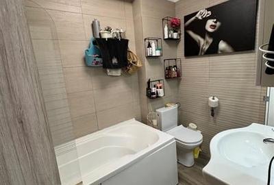 Vanzare Apartament 3 camere Semidecomandat  Cartier Solar - 9