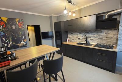 Apartament cu 4 camere în Central - 4