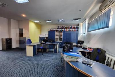 Spațiu comercial, de 158 mp, în Central - 2