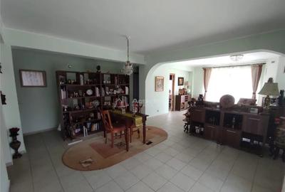 Casă cu 7 camere cu Teren 1100 Mp în Clinceni - 1