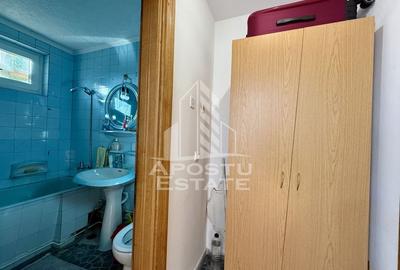 Apartament 2 camere, boxa in curte, centrala proprie, zona centrala - 8