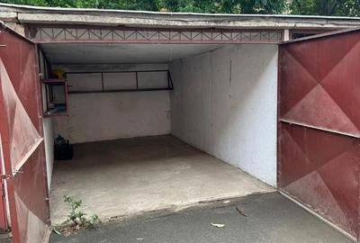 Spațiu comercial, de 18 mp, în Central - 3