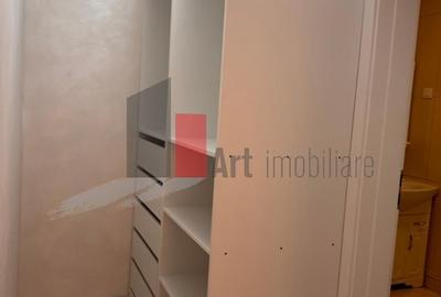 Apartament cu 3 camere decomandat în Central - 3