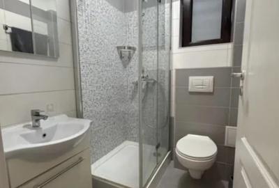 Apartament cu 3 camere decomandat în Central - 2