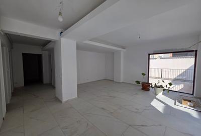 Apartament cu 5 camere decomandat în Aviației - 6