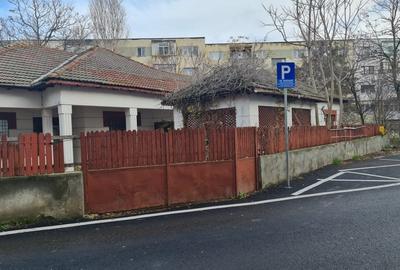 Dacia - Casa cu pozitie deosebita, cu teren in suprafata de 774,86 mp - 2
