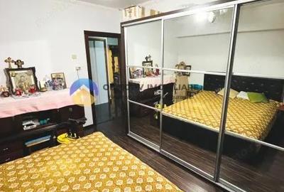 Apartament cu 4 camere decomandat, mobilat în 1 Mai