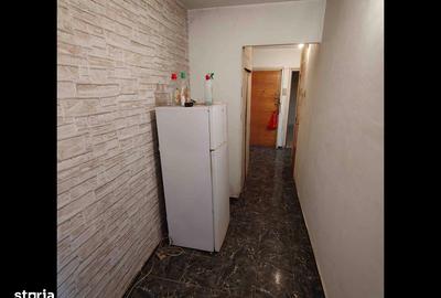 Apartament cu 3 camere decomandat în Apusului - 3