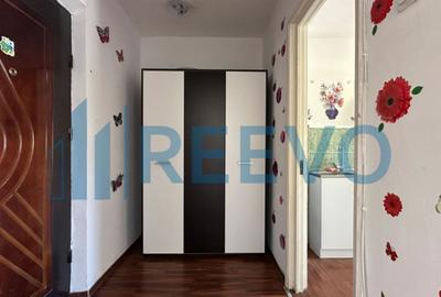 Apartament cu 2 camere semidecomandat, mobilat în Sud - 3