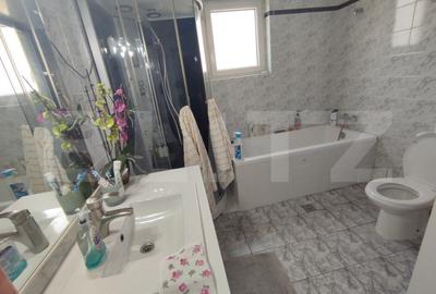 Casa premium central Iaslovat, 300 mp - 11