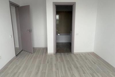 Apartament cu 3 camere decomandat în Titan - 10
