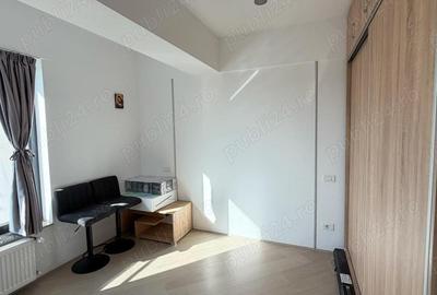 Apartament cu 3 camere decomandat, mobilat în Văcăresti