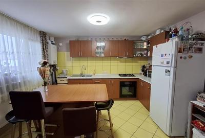 Casă individuală cu 5 camere cu Canalizare în Rediu - 4