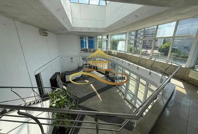 Spatiu comercial/birouri situat pe str. Stefan cel Mare - DE INCHIRIAT - 3