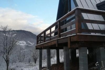 Casă cu Teren 1000 Mp în Colți - 2