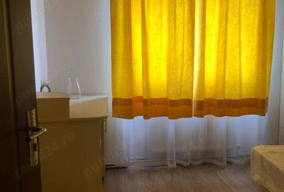 Dau in chirie apartament 3 camere 400 - 1