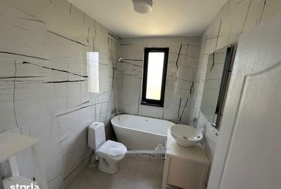 Casă cu 4 camere cu Teren 588 Mp în Bârnova - 16