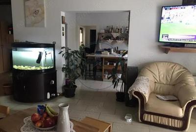 Casă cu 4 camere cu Teren 1300 Mp în Teaca - 5