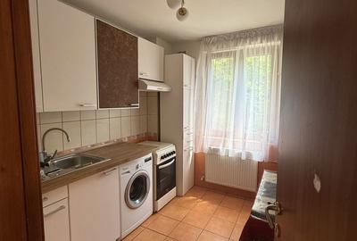 Apartament cu 3 camere semidecomandat în Unirii - 2