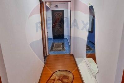 Apartament cu 2 camere decomandat, mobilat în Decebal - 10