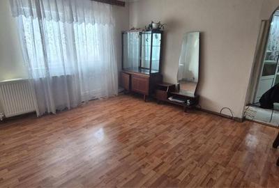 Apartament cu 2 camere semidecomandat în Fălticeni - 2