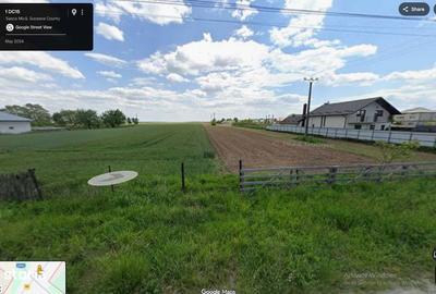 Teren de 8100 mp, în Central