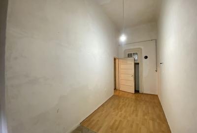 Apartament cu 3 camere decomandat în P-ța Unirii - 7